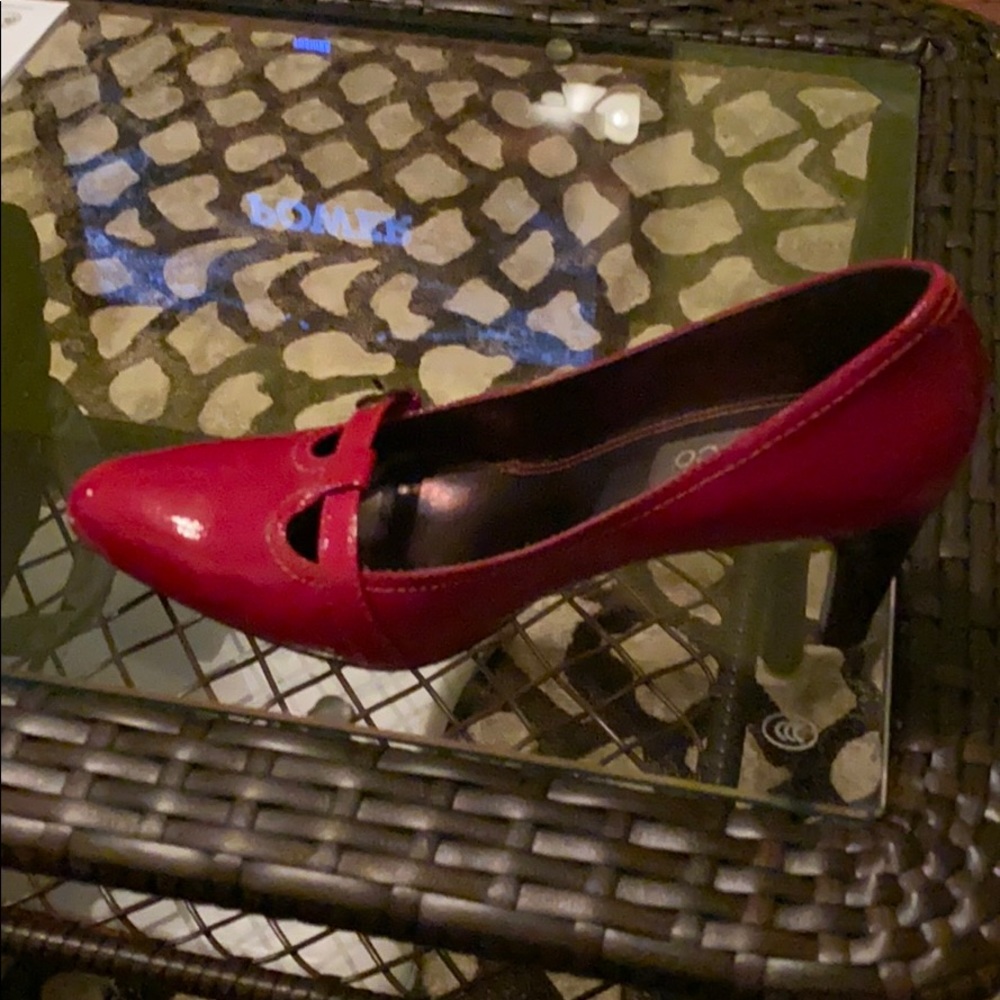 Ecco Strap Pump